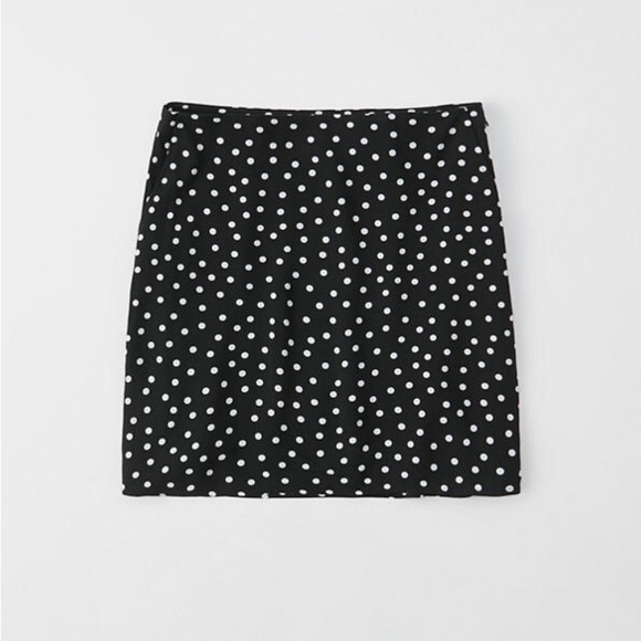 NWT Black and white A&F skirt - Picture 2 of 5